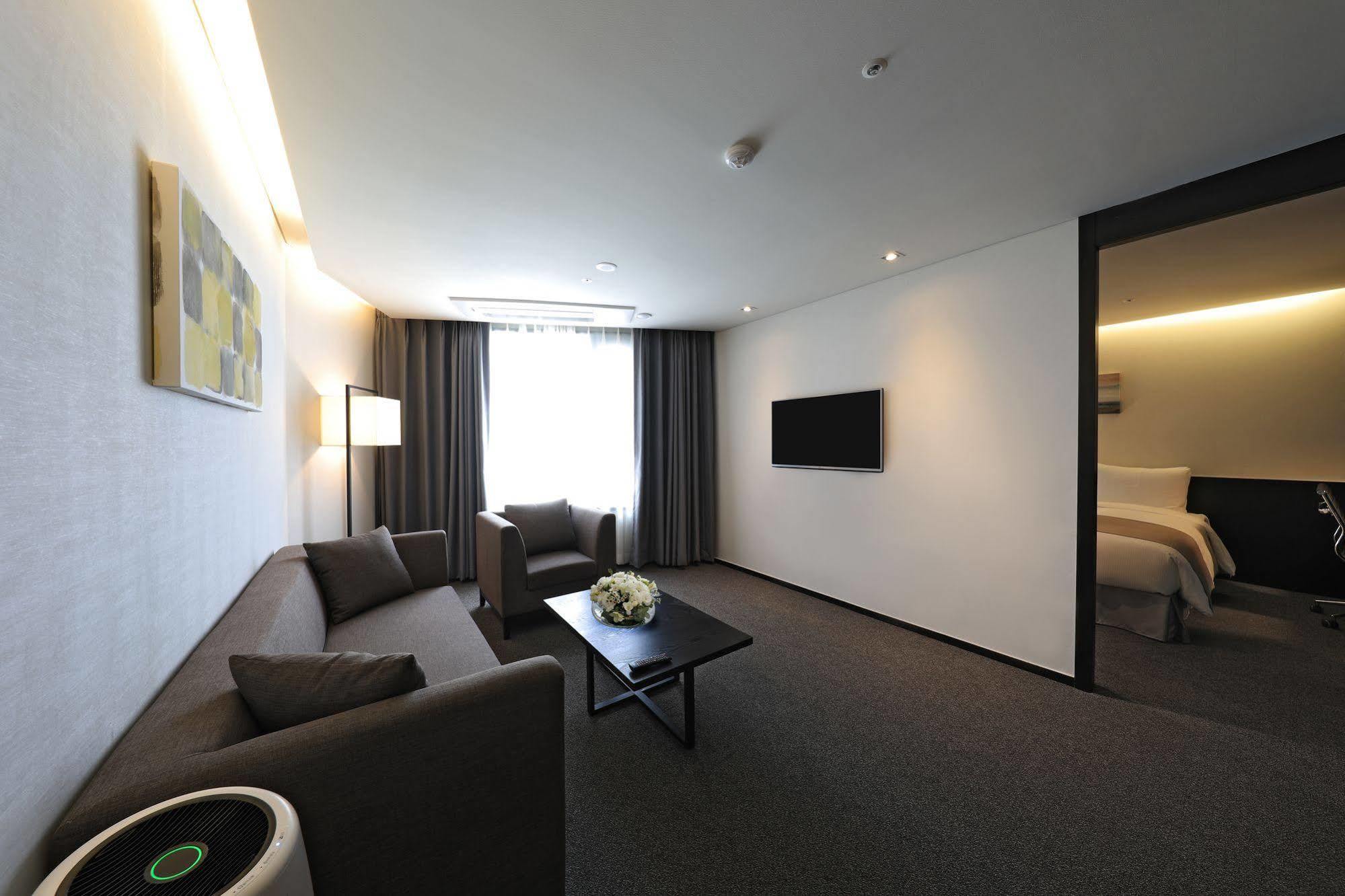 Ramada Encore By Wyndham Seoul Magok Exterior photo