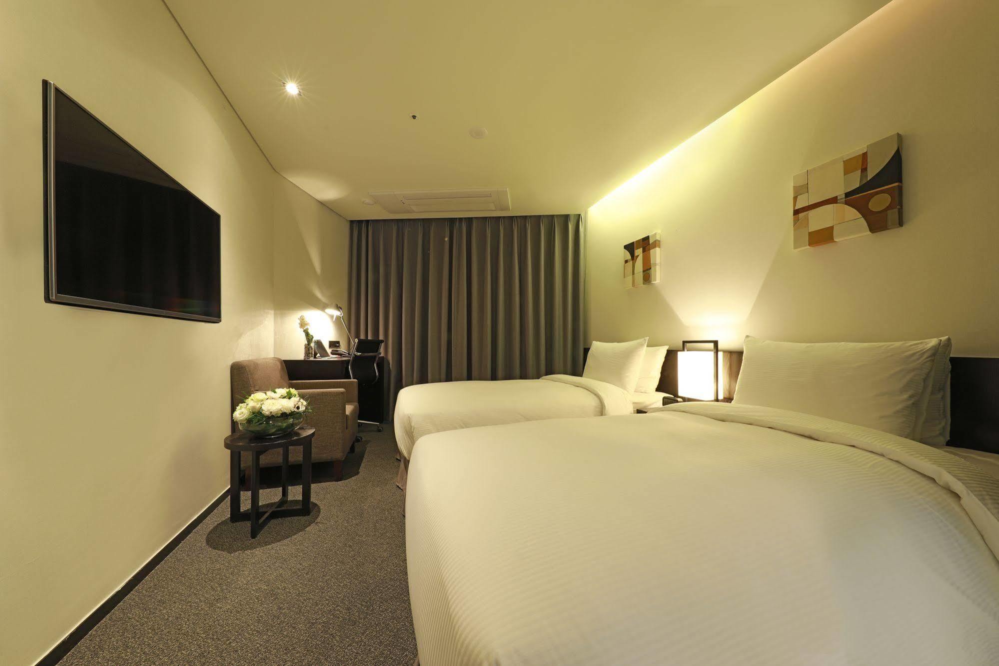 Ramada Encore By Wyndham Seoul Magok Exterior photo